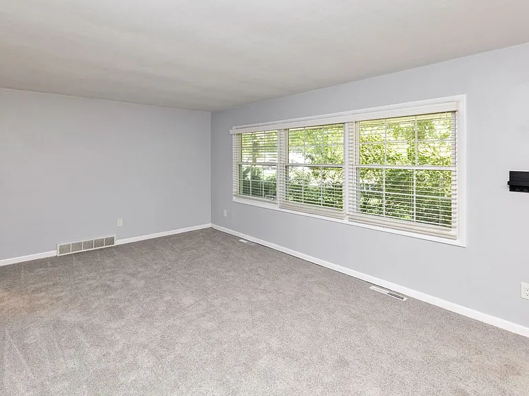 4509 Wakonda Pkwy — Photo 4