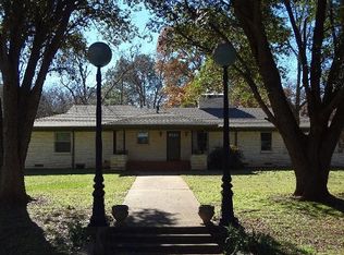 1700 E Park Ave, Palestine, TX 75801