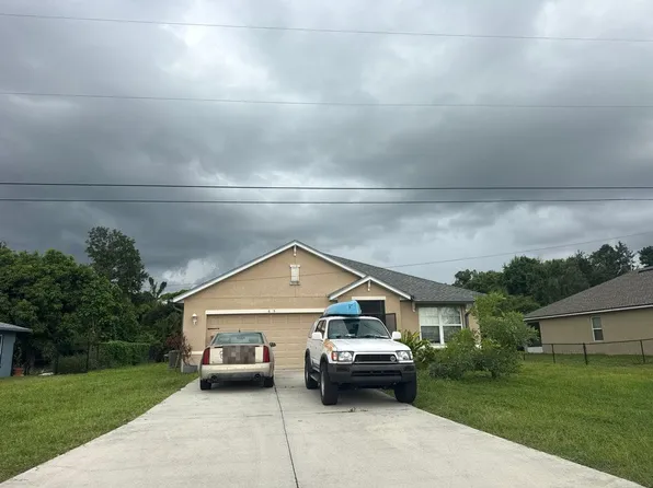 605 SW 7th Pl, Cape Coral, FL 33991