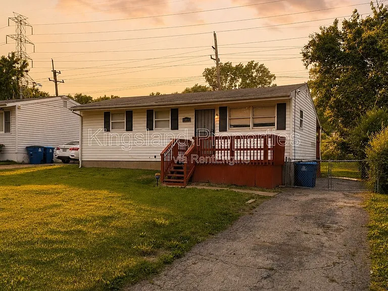 11891 Bridgevale Ave — Photo 1