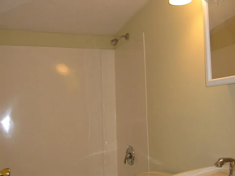 1432 Elmwood Ave #UP — Photo 12