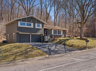 3023 Birch Dr, La Crosse, WI 54601