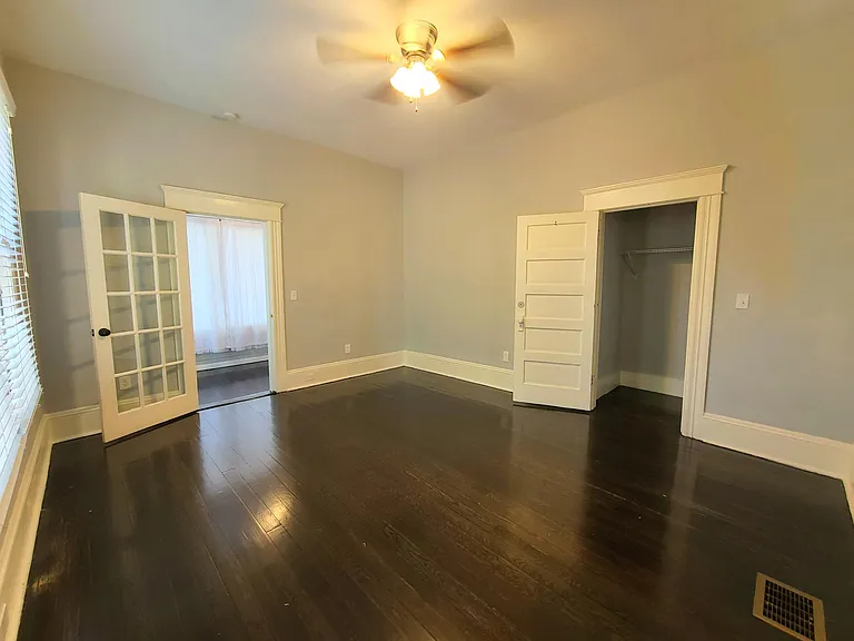 1720 W Hills Ave #1 — Photo 4