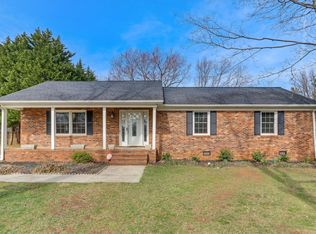 5706 Belvidere Pl, Greensboro, NC 27410
