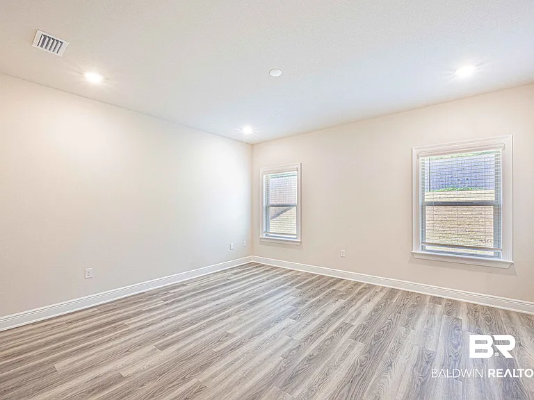 31543 Lyon Rd — Photo 12