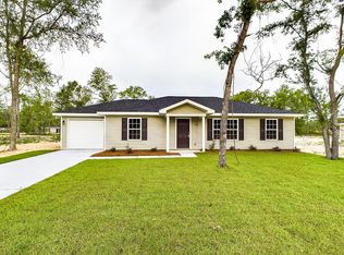 15 Cruz Rd, Jesup, GA 31545