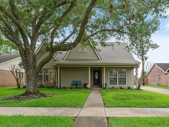 2nd image of 507 Muirwood Ln