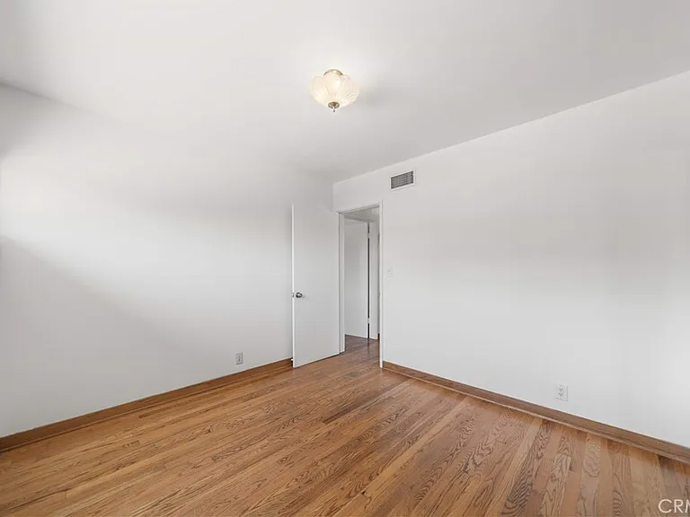 1033 S Isabella Ave — Photo 24