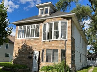 4137 Elm Ave, Lyons, IL 60534