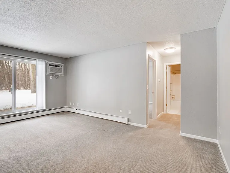 Whispering Pond Apartments — Photo 67