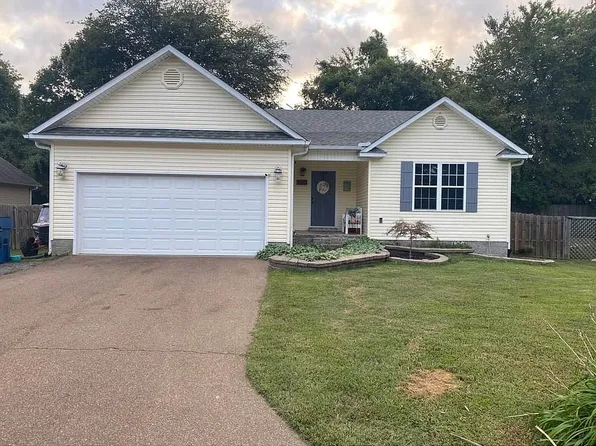 307 Four Pines Dr, Troy, TN 38260