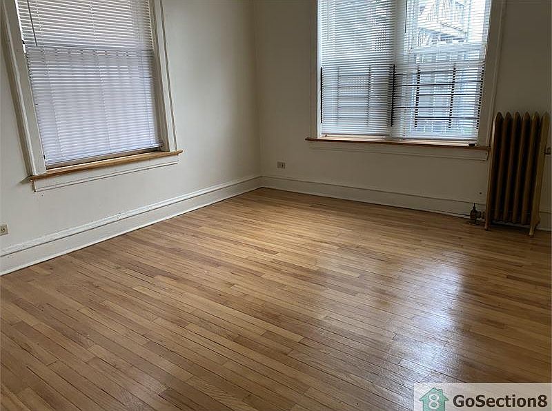 2nd image of 7456 S Eberhart Ave #102