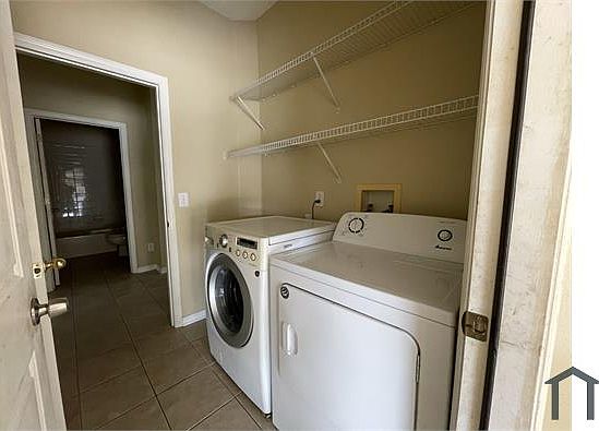 3rd image of 13717 Ogakor Dr