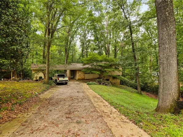 6394 Cherry Tree Ln, Sandy Springs, GA 30328