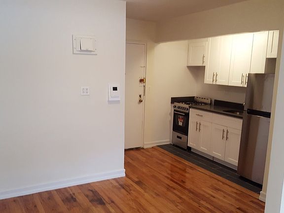 3rd image of 21305 75th Ave APT 2M
