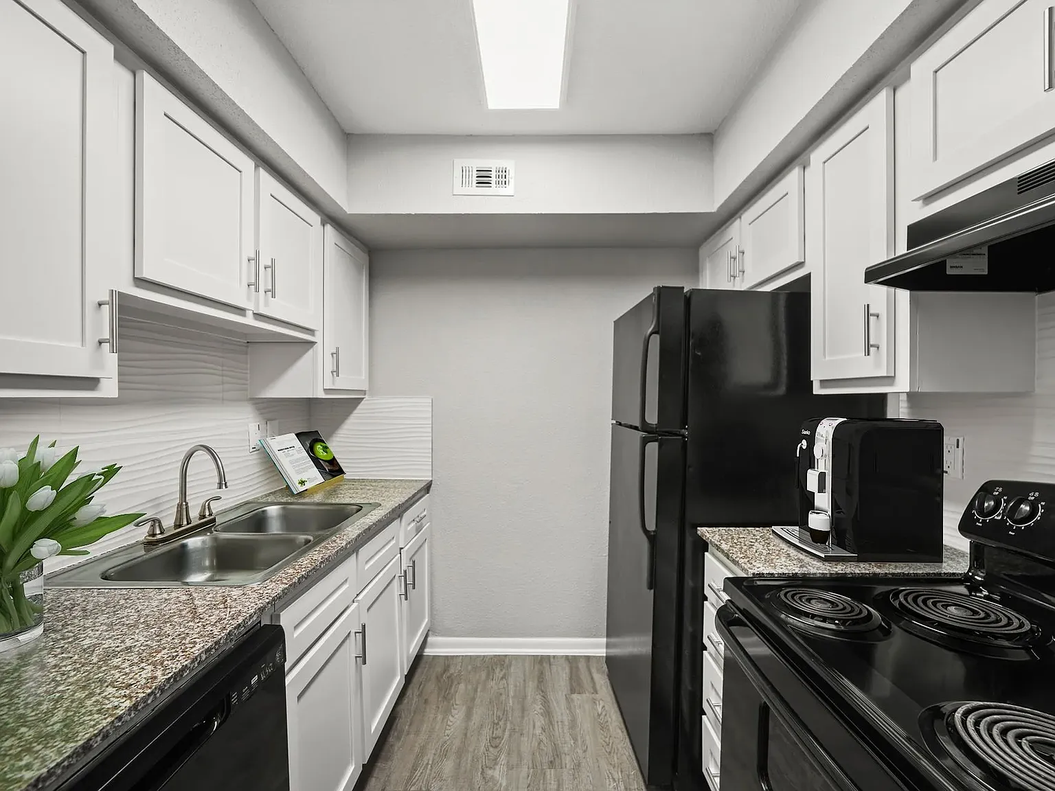 Reserve at 63 Sixty Three — Photo 2