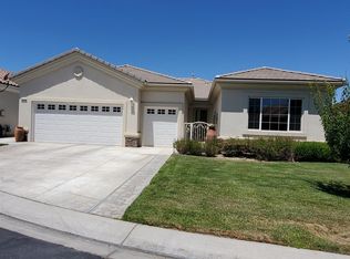 19258 Galloping Hill Rd, Apple Valley, CA 92308