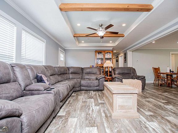 3rd image of 3000 Clem Lowell Rd