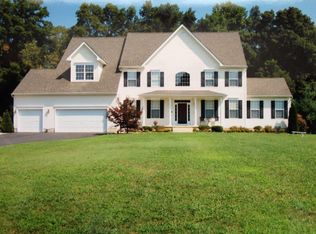 154 W Goldfinch Ln, Centreville, MD 21617