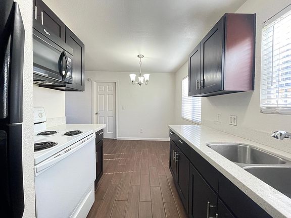 5th image of 2625 Van Patten St APT 2