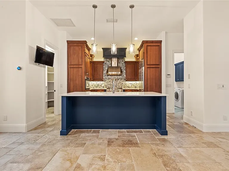 9841 Covent Garden Dr — Photo 16