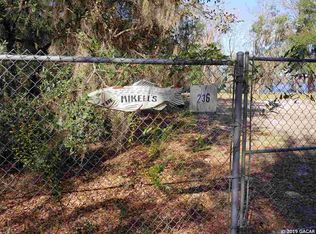 236 Redwater Lake Rd, Hawthorne, FL 32640