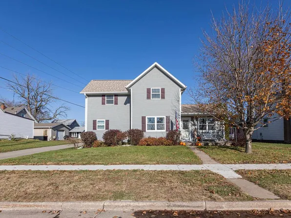 313 East Webster Street, Cuba City, WI 53807