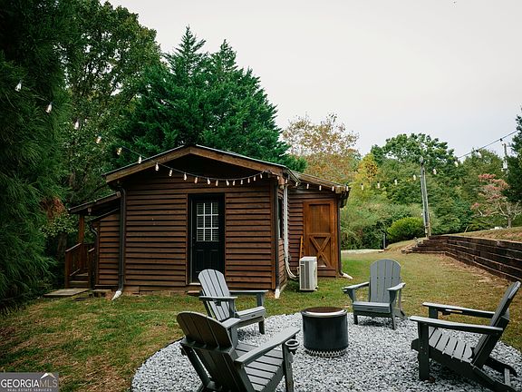 3rd image of 6030 Spout Springs Rd