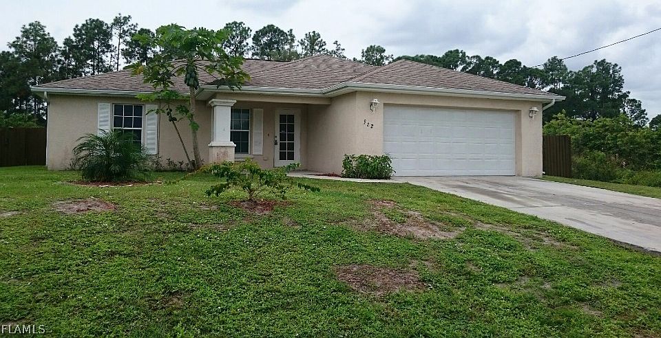 1st image of 922 Lakeside Dr
