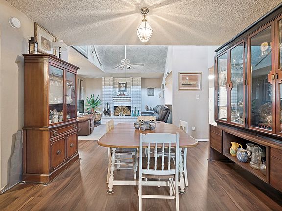 3rd image of 4615 Timber Run Dr