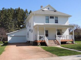 706 Willard Ave, Antigo, WI 54409