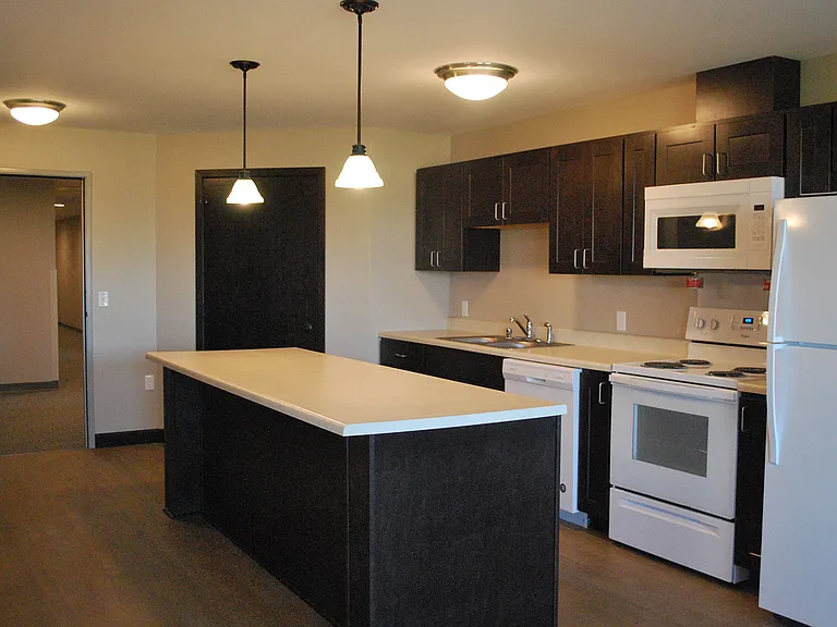 Grand Terrace Apartments — Photo 32