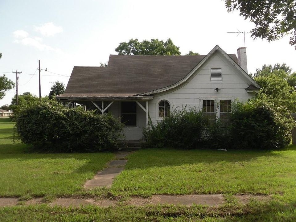 1st image of 801 N Fullerton Ave