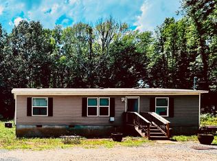 1341 Deer Lake Ct, Greensboro, GA 30642