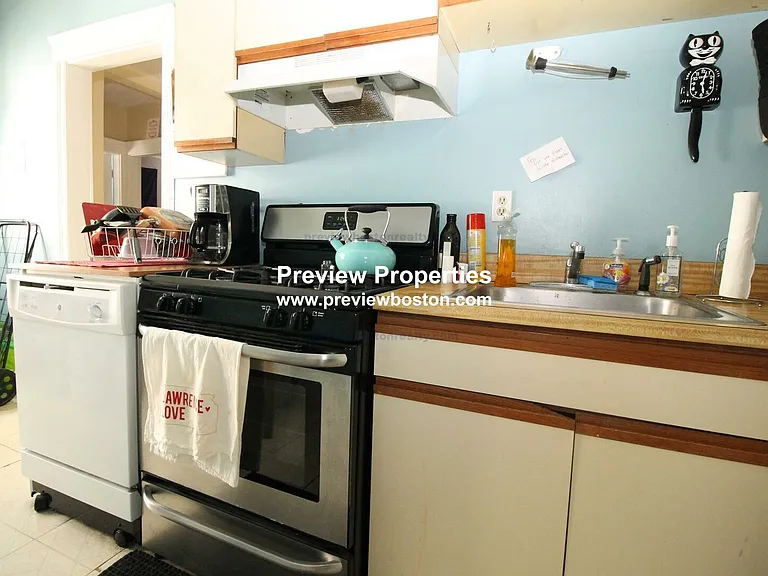 40 Chester St #8G — Photo 1