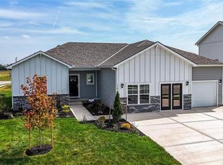 17807 Green Rd, Gardner, KS 66030