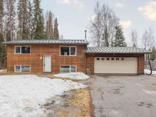 303 Beaver Blvd, North Pole, AK 99705