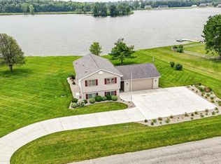 177 W Herron Dr, Albion, IN 46701