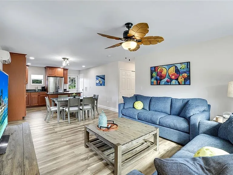 3561 Thomasson Dr — Photo 1