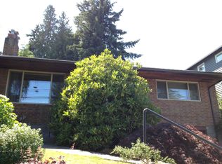 8911 15th Ave NE, Seattle, WA 98115