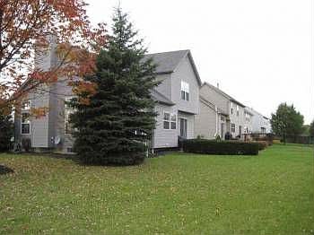 1st image of 8655 Oak Creek Dr