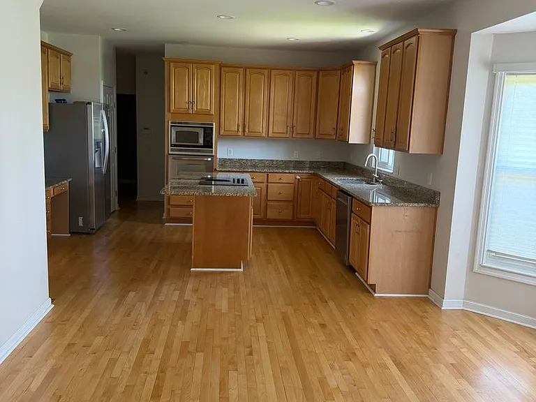 5755 Fairway Dr — Photo 11