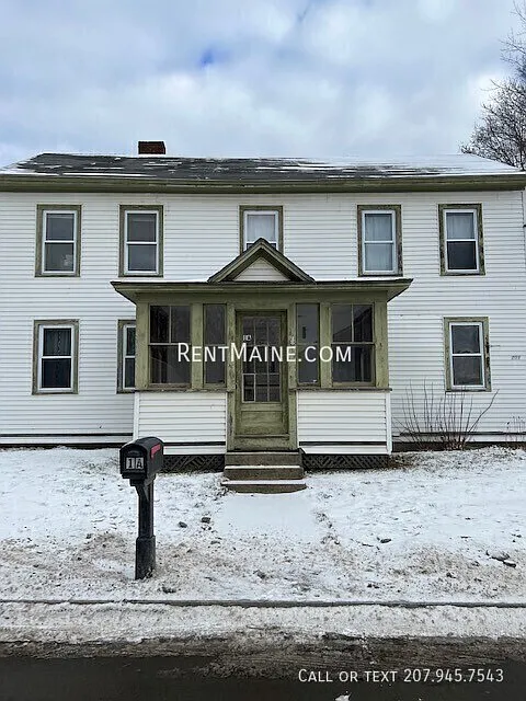 101 Main Rd #1