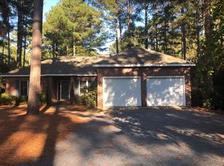 160 Pinyon Cir, Pinehurst, NC 28374