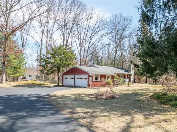 11 Vale Road, Brookfield, CT 06804