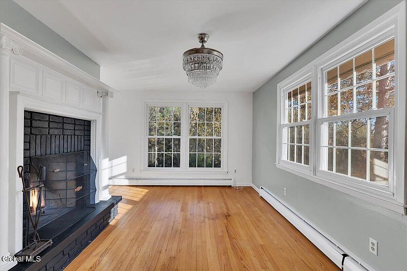 5th image of 123 Fonda Road