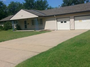 2431 S Poplar Dr, Wichita, KS 67216