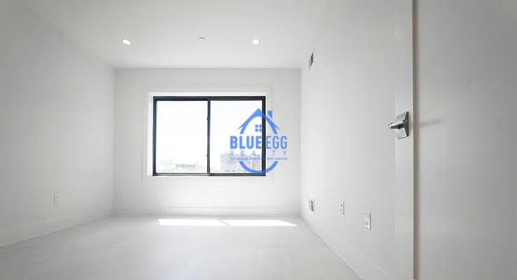 Rented by Blue Egg Realty Corp | media 8