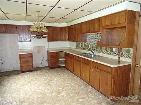 4th image of 2461 W Scott Dr