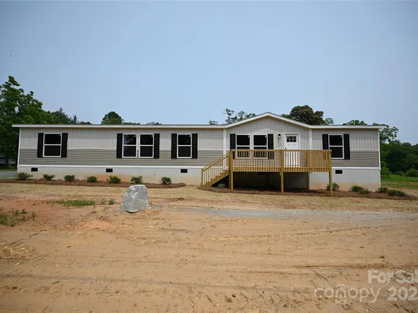 1157 Renno Rd, Clinton, SC 29325